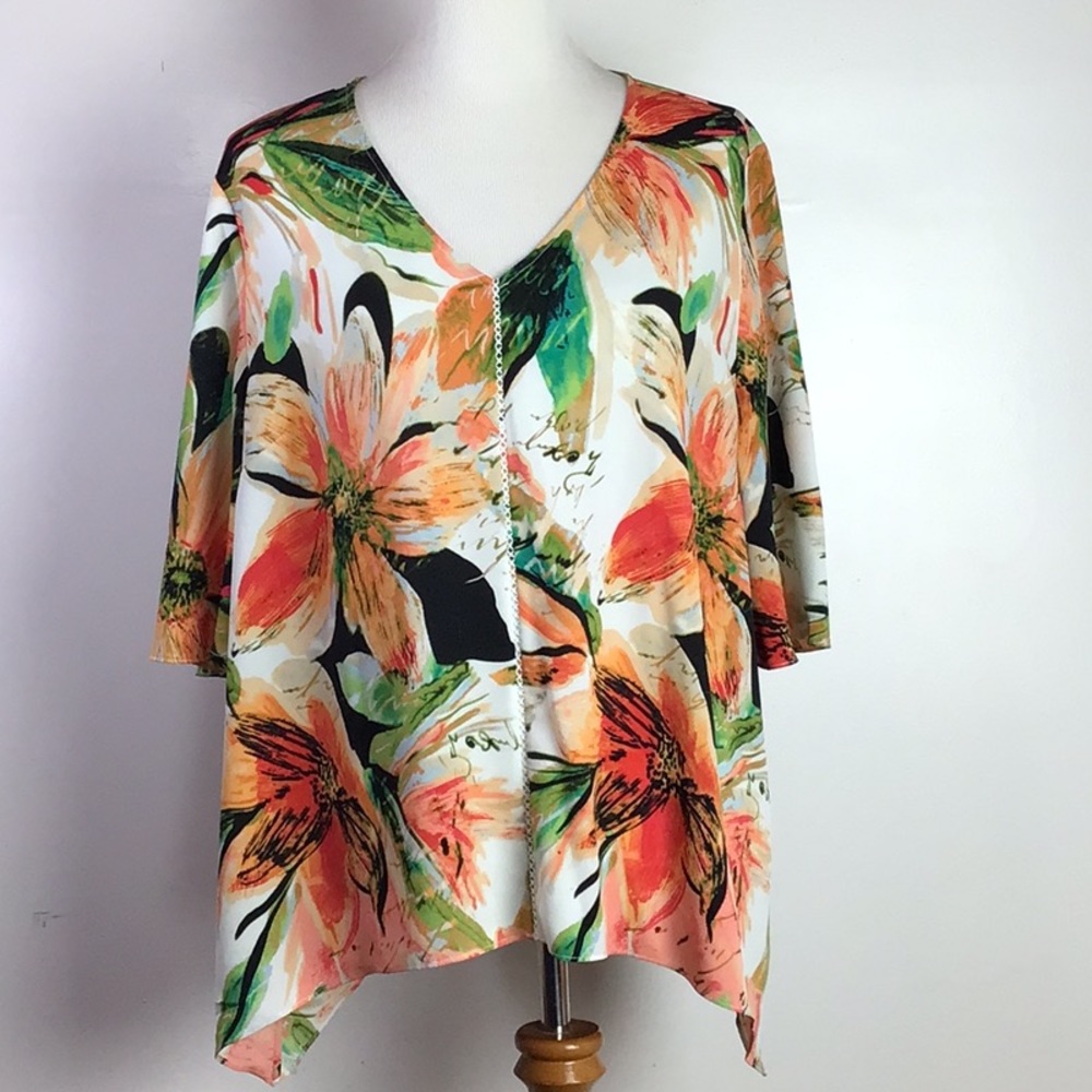 Chico’s | Size 3 Woman’s Top NWT Floral